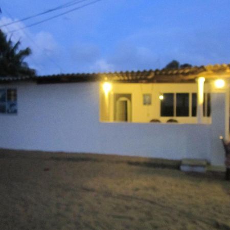 Anicia Beach House Негомбо Екстер'єр фото