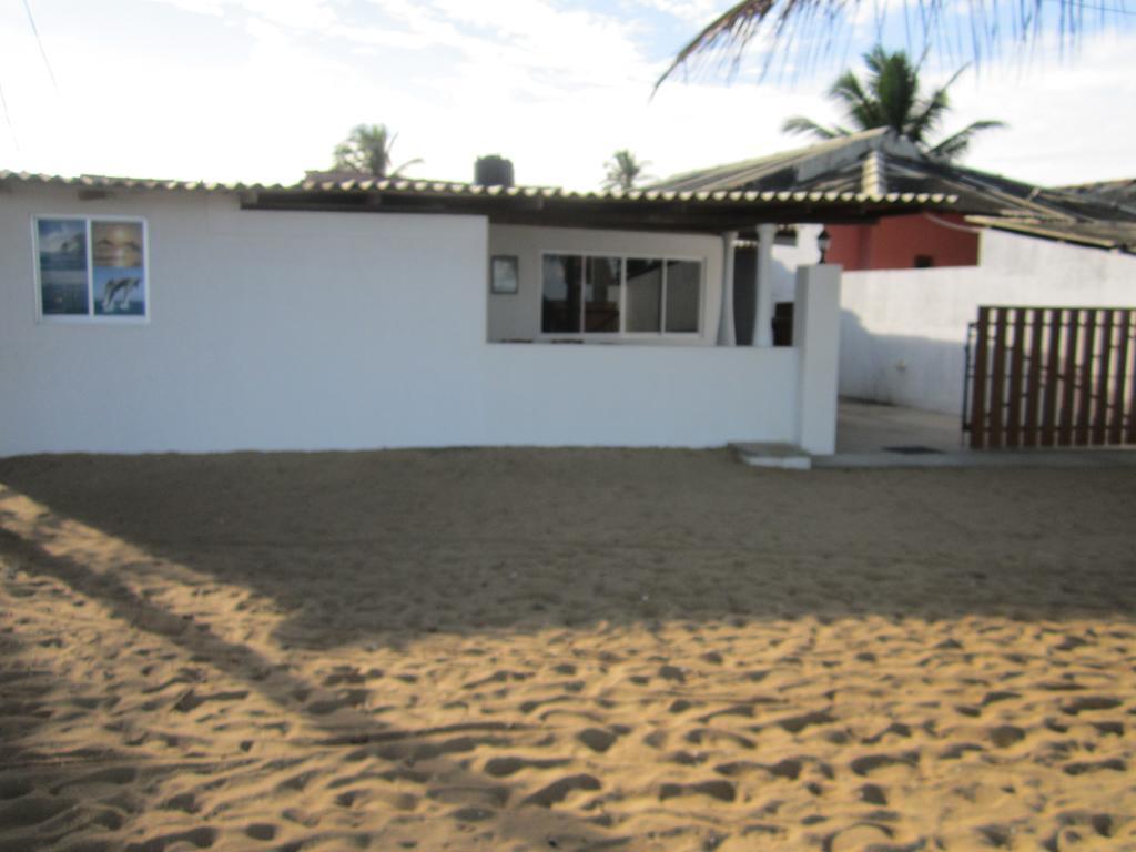 Anicia Beach House Негомбо Екстер'єр фото